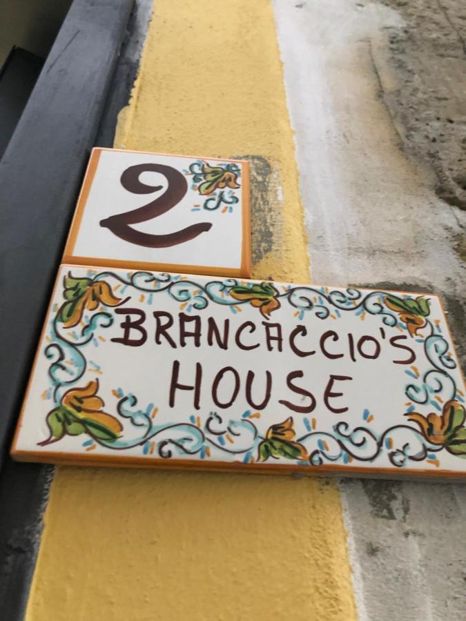 Brancaccio'S House Ξενοδοχείο Νάπολη Εξωτερικό φωτογραφία